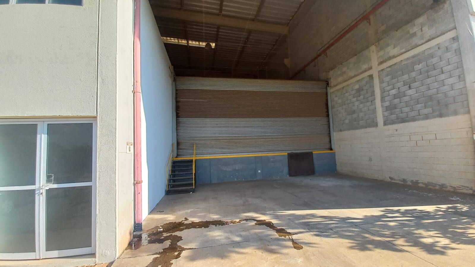 Depósito-Galpão, 1561 m² - Foto 2
