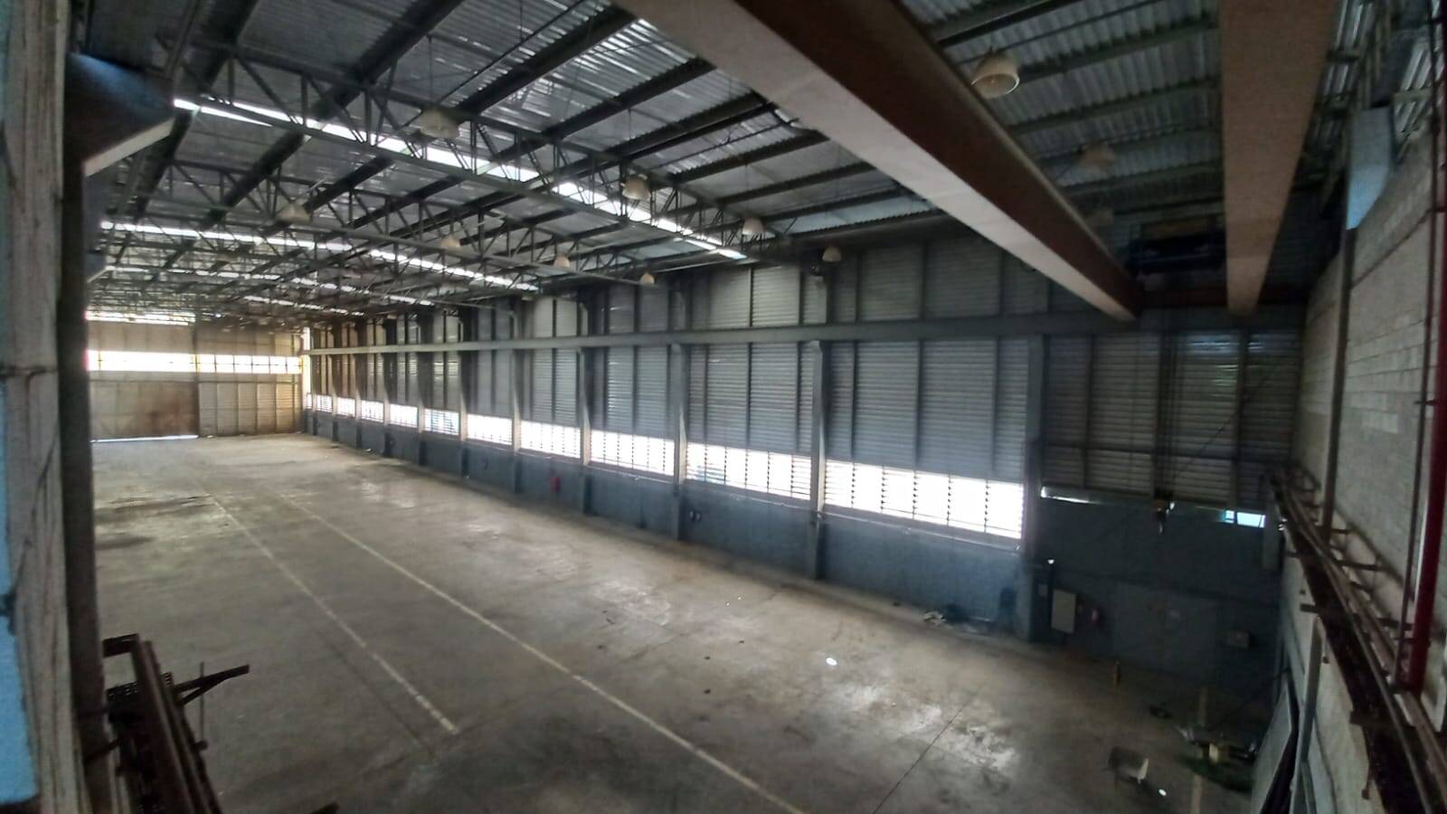 Depósito-Galpão, 2300 m² - Foto 8
