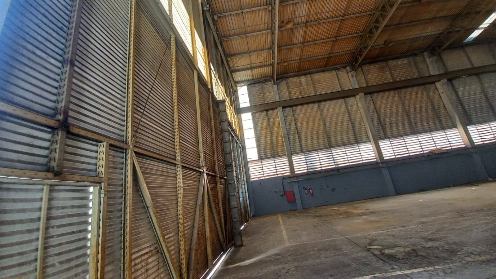 Depósito-Galpão, 2300 m² - Foto 9