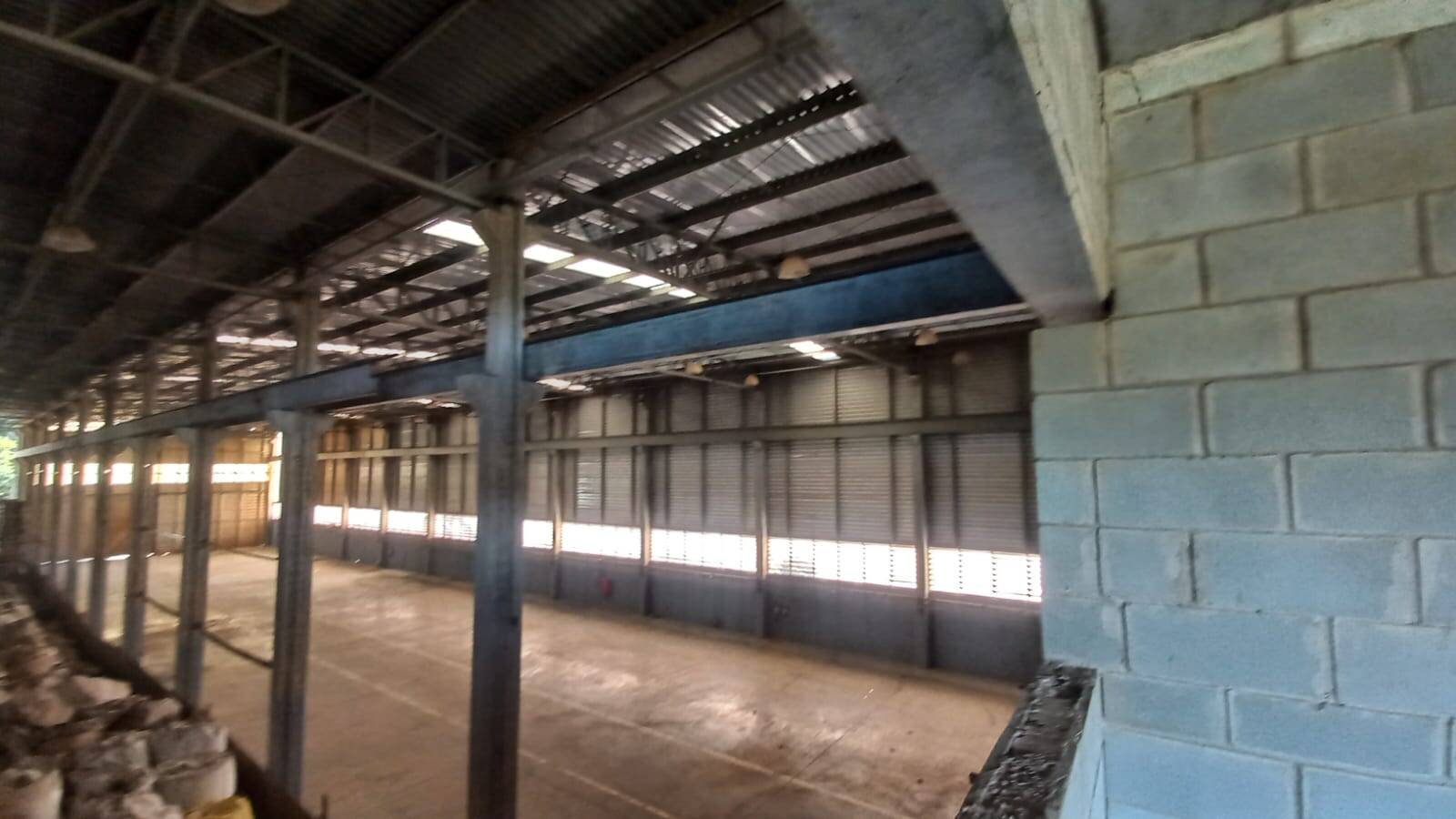 Depósito-Galpão, 2300 m² - Foto 7