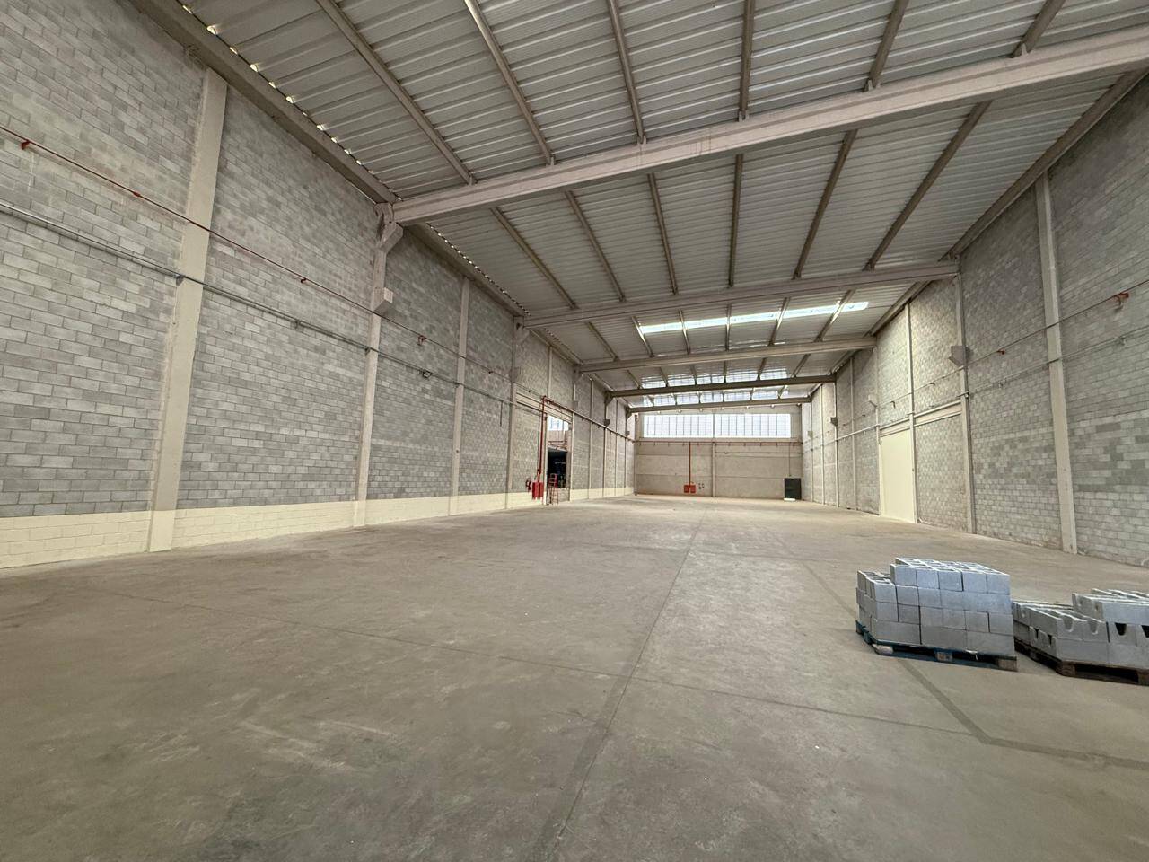 Depósito-Galpão, 1620 m² - Foto 2