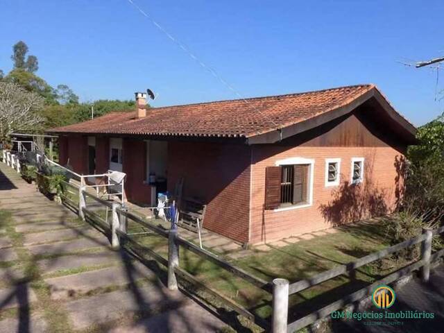 #M705 - Casa em rua fechada para Venda em Carapicuíba - SP - 2