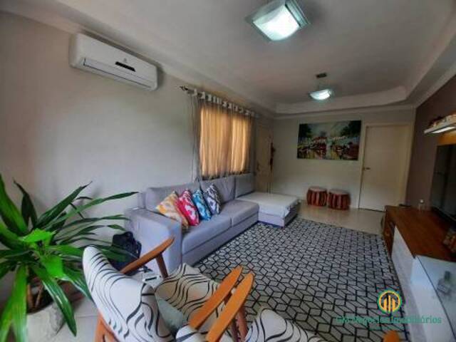 #W2014 - Casa em condomínio para Venda em Cotia - SP