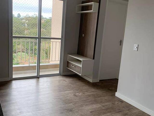 #W2140 - Apartamento para Venda em Carapicuíba - SP - 1