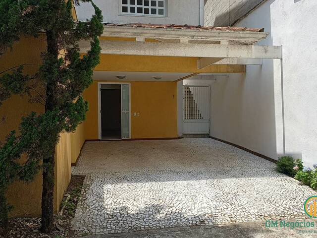 #G2425 - Casa em condomínio para Venda em Cotia - SP