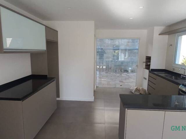 #W2499 - Casa em condomínio para Venda em Cotia - SP