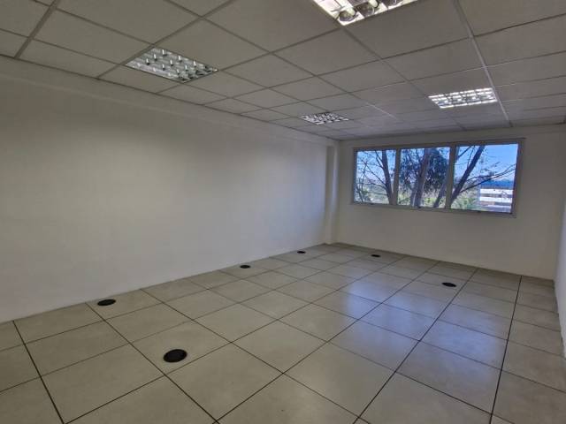 #G2704 - Sala para Venda em Cotia - SP