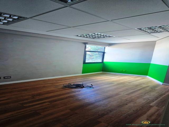 Sala para Venda em Cotia - 4