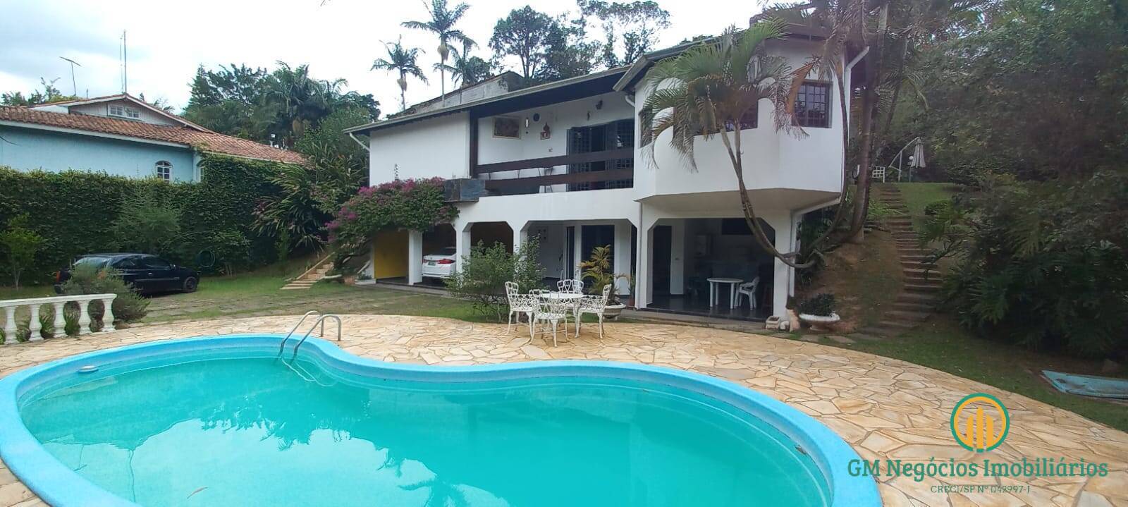 Casa de Condomínio à venda com 4 quartos, 399m² - Foto 1