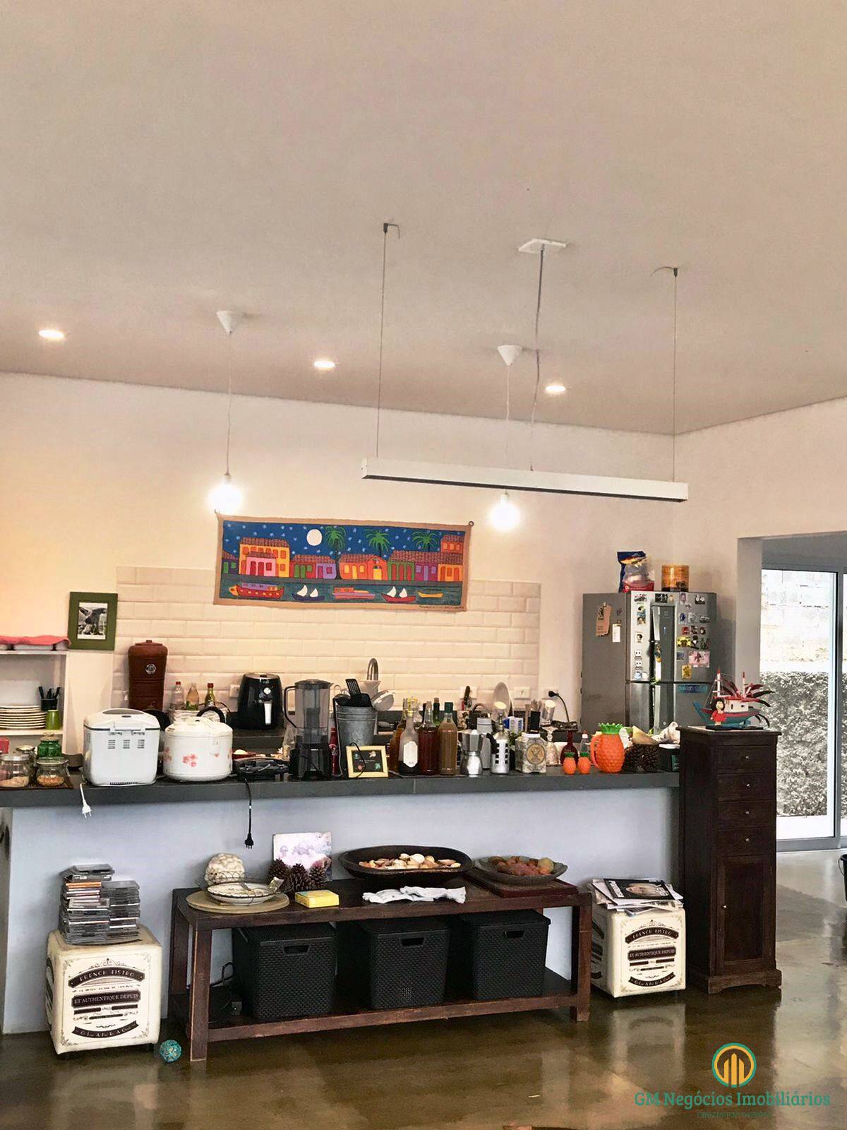 Casa de Condomínio à venda e aluguel com 2 quartos, 300m² - Foto 19