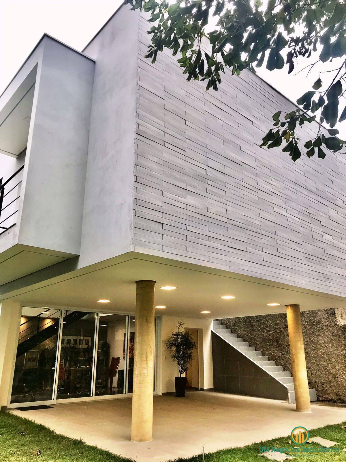 Casa de Condomínio à venda e aluguel com 2 quartos, 300m² - Foto 32