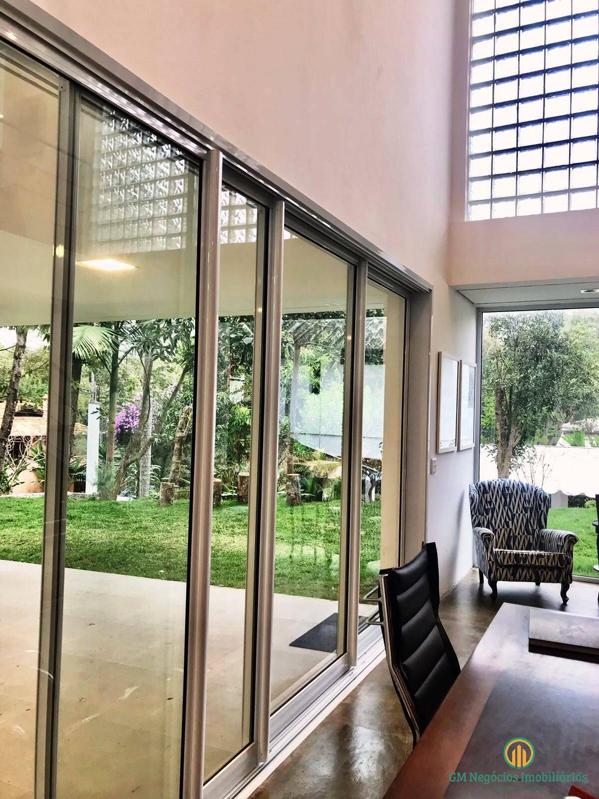 Casa de Condomínio à venda e aluguel com 2 quartos, 300m² - Foto 4