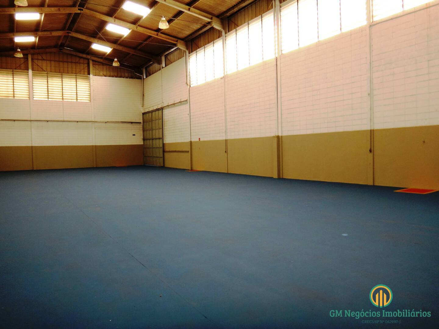 Depósito-Galpão-Armazém para alugar, 725m² - Foto 1