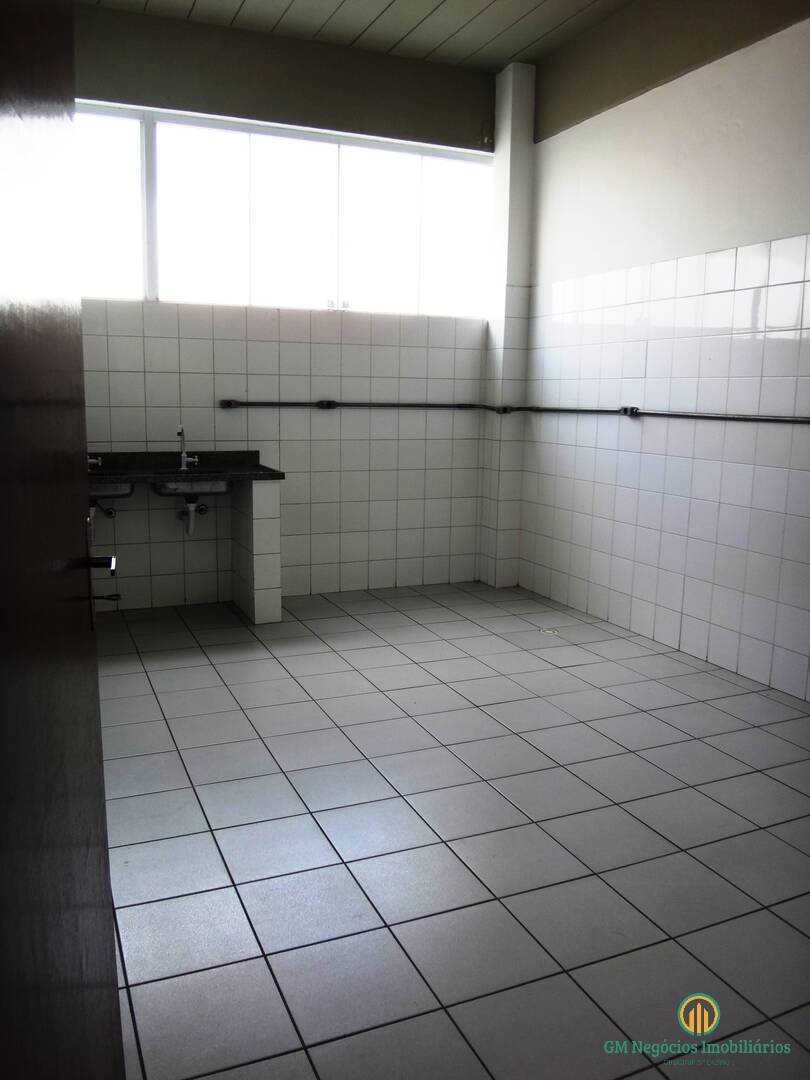 Depósito-Galpão-Armazém para alugar, 725m² - Foto 4