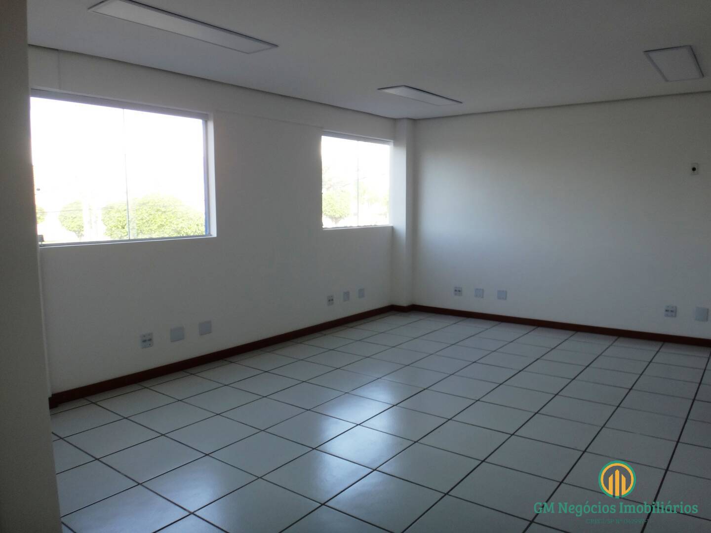 Depósito-Galpão-Armazém para alugar, 675m² - Foto 9