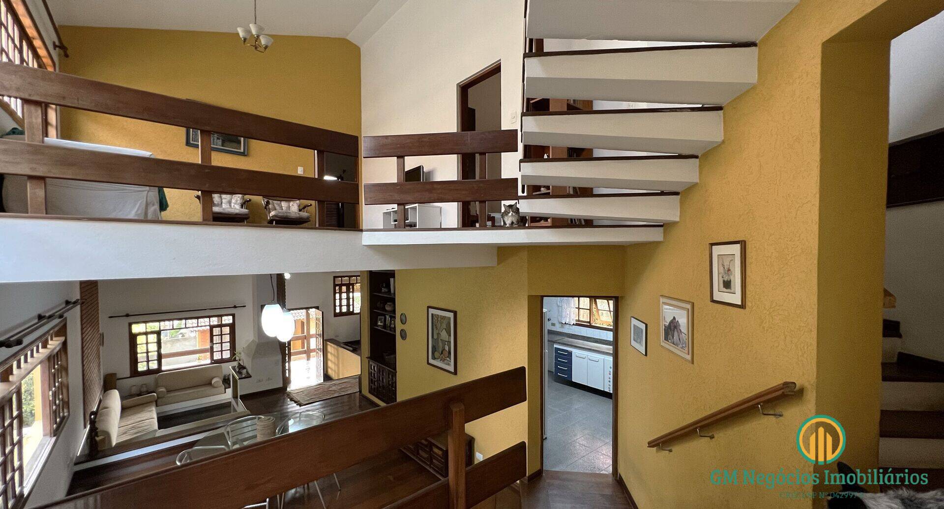 Casa de Condomínio para alugar com 3 quartos, 324m² - Foto 5