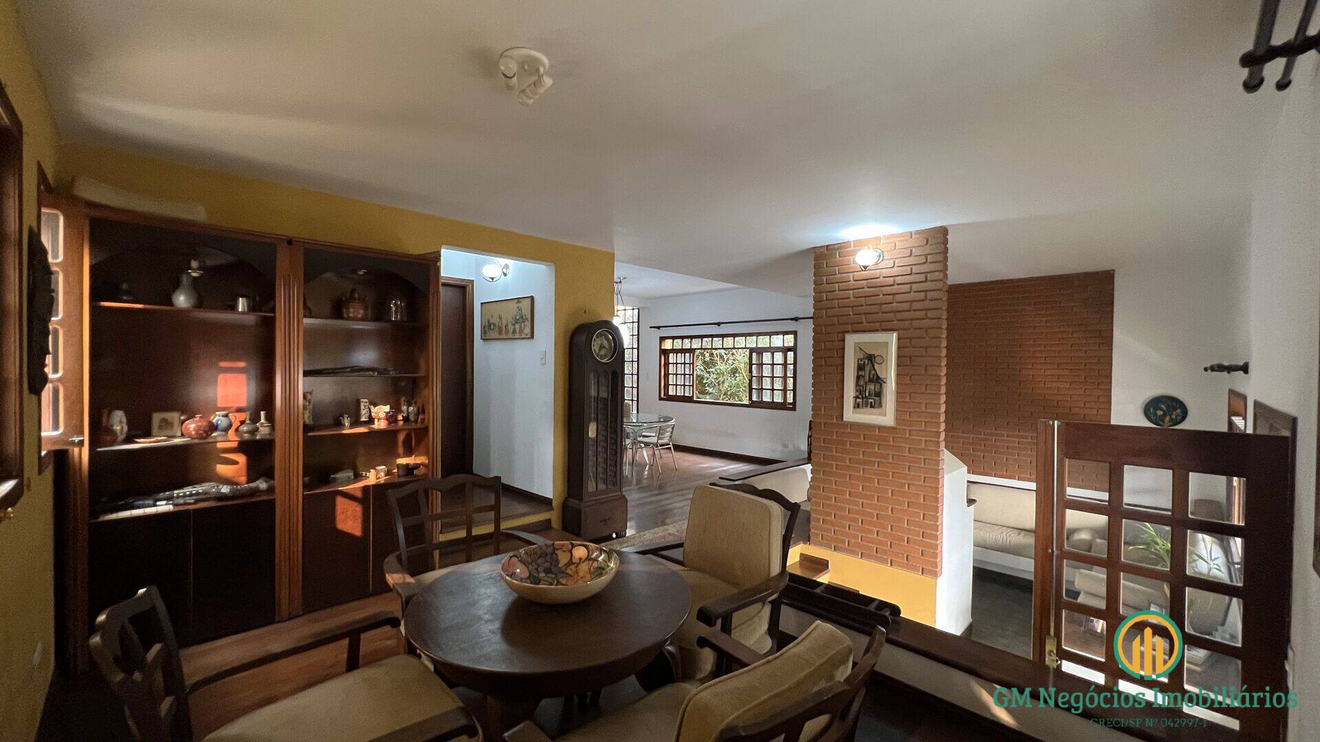 Casa de Condomínio para alugar com 3 quartos, 324m² - Foto 20