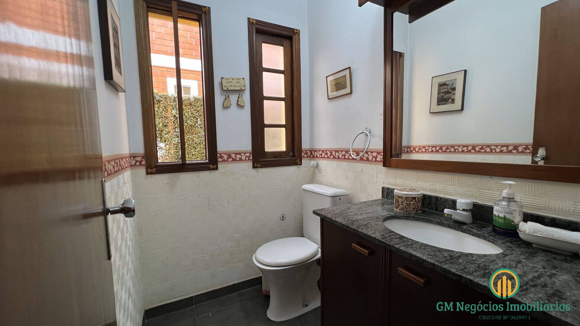 Casa de Condomínio para alugar com 3 quartos, 324m² - Foto 35