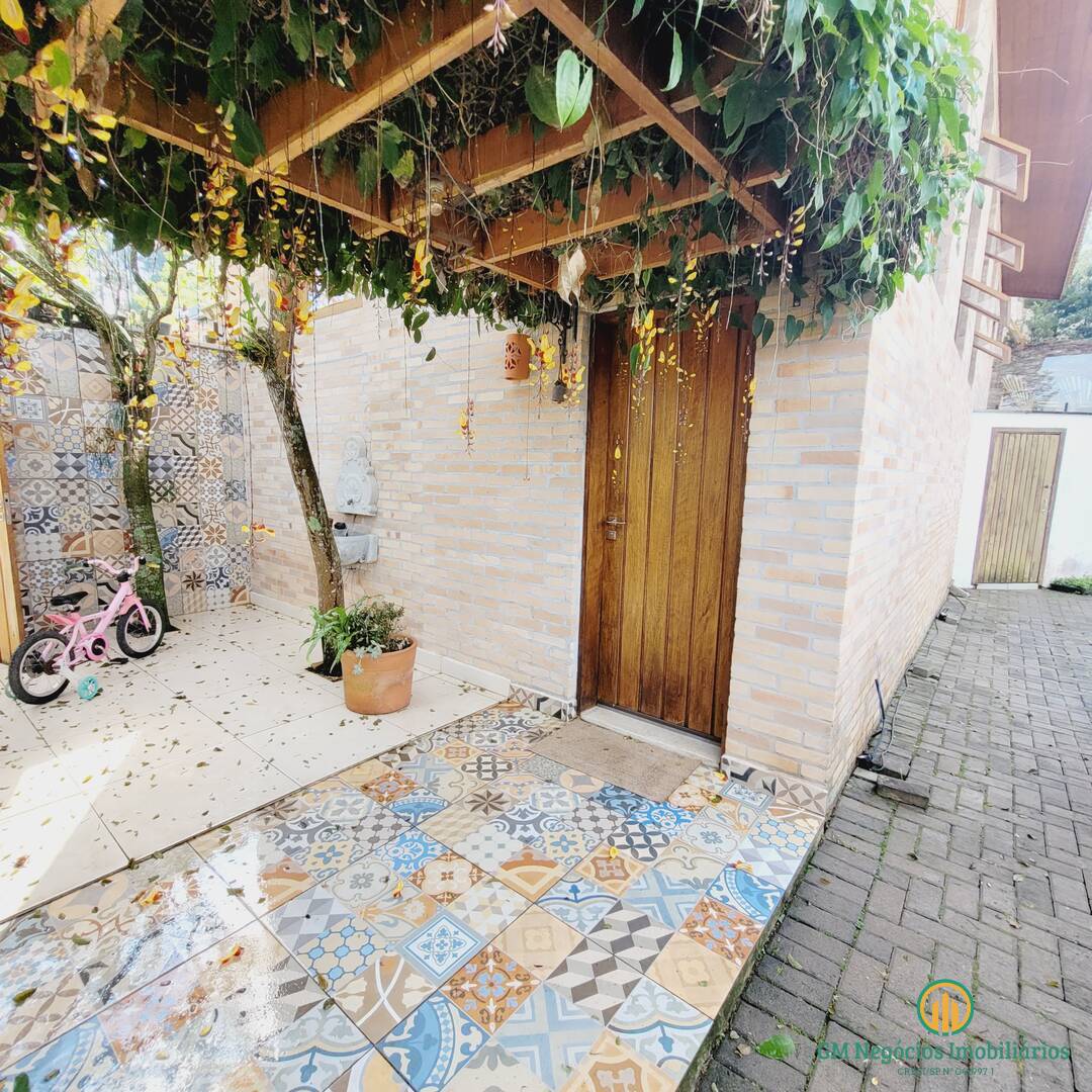 Casa de Condomínio à venda com 3 quartos, 170m² - Foto 1