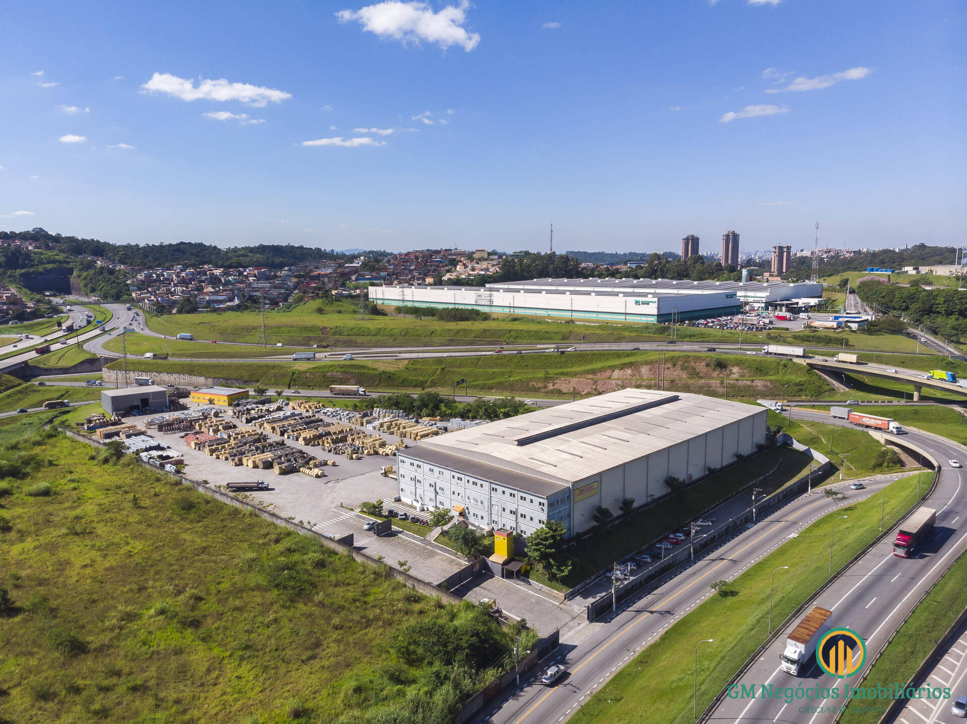 Depósito-Galpão, 7629 m² - Foto 1