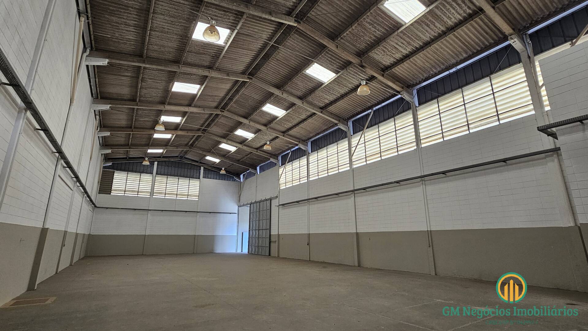 Depósito-Galpão, 725 m² - Foto 1