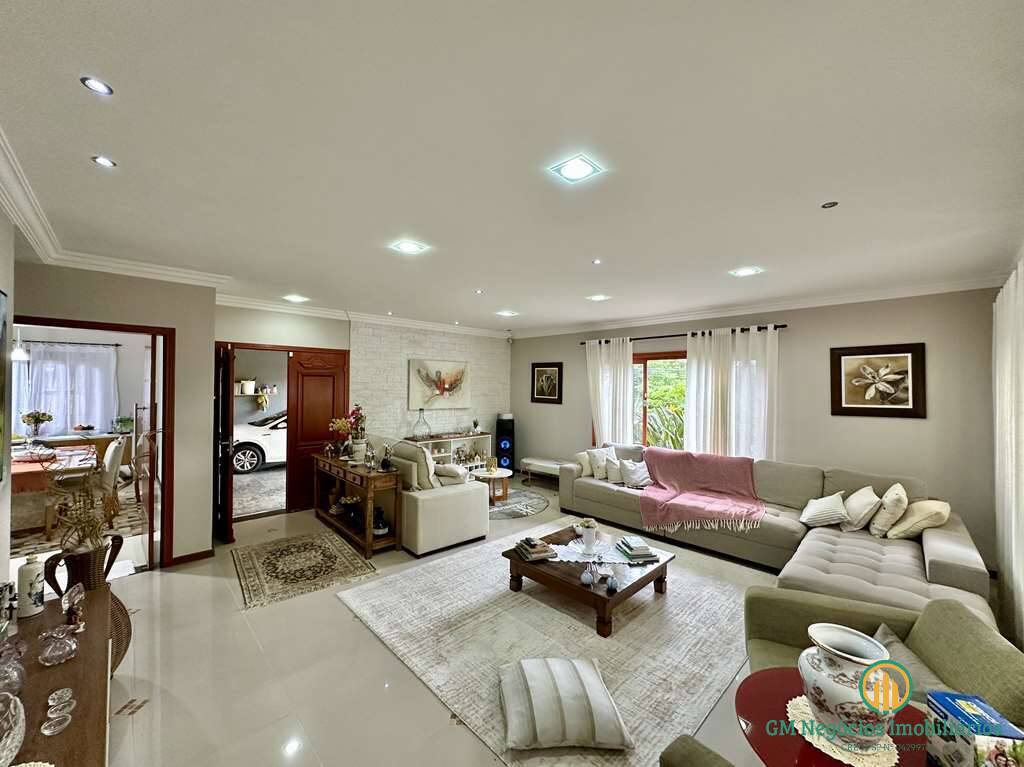 Casa, 3 quartos, 280 m² - Foto 9