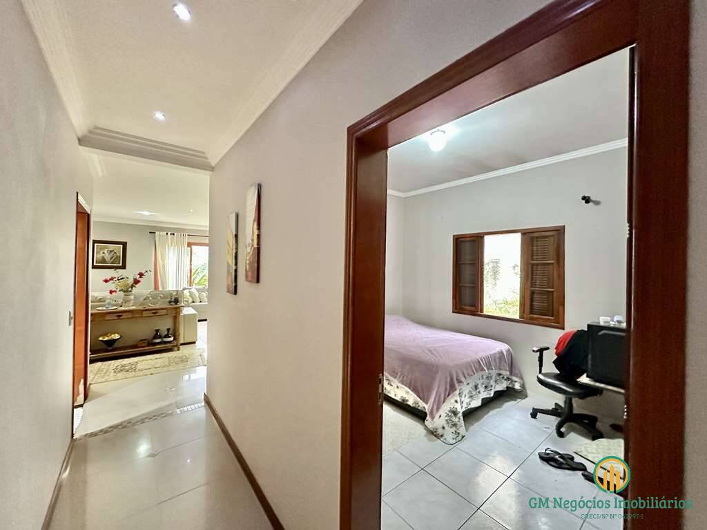 Casa, 3 quartos, 280 m² - Foto 27