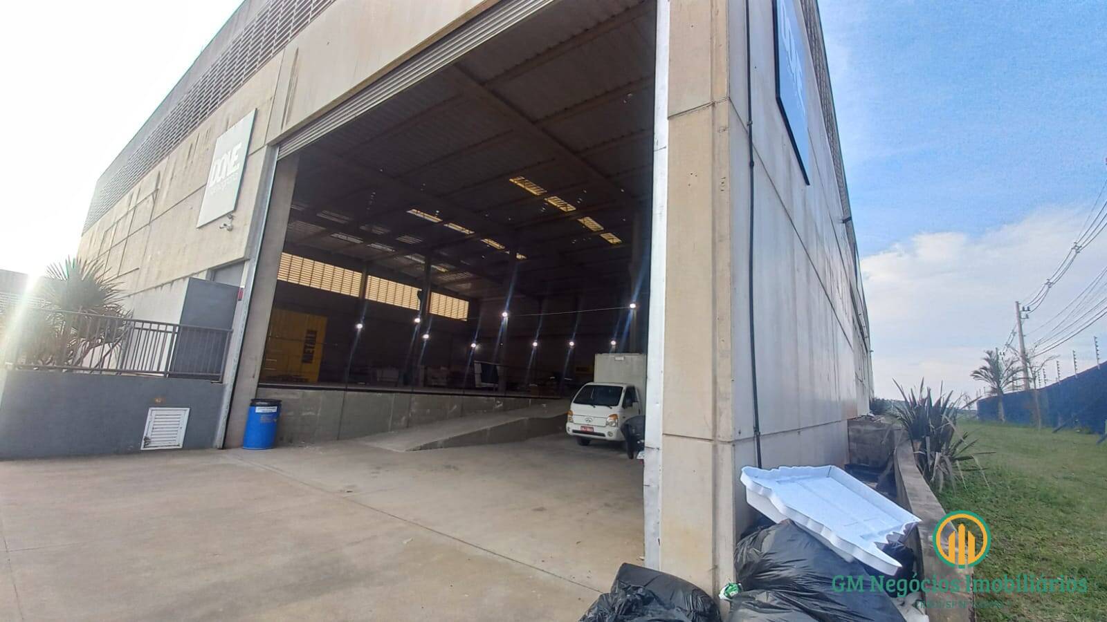 Depósito-Galpão, 1550 m² - Foto 2